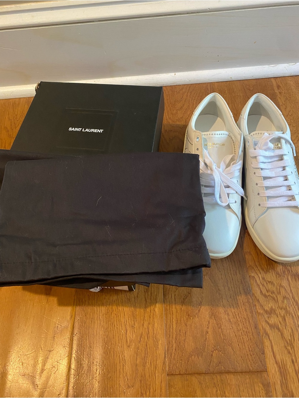 Saint Laurent White Leather Low-Top Sneakers with Stud Logo - Picture 12 of 15